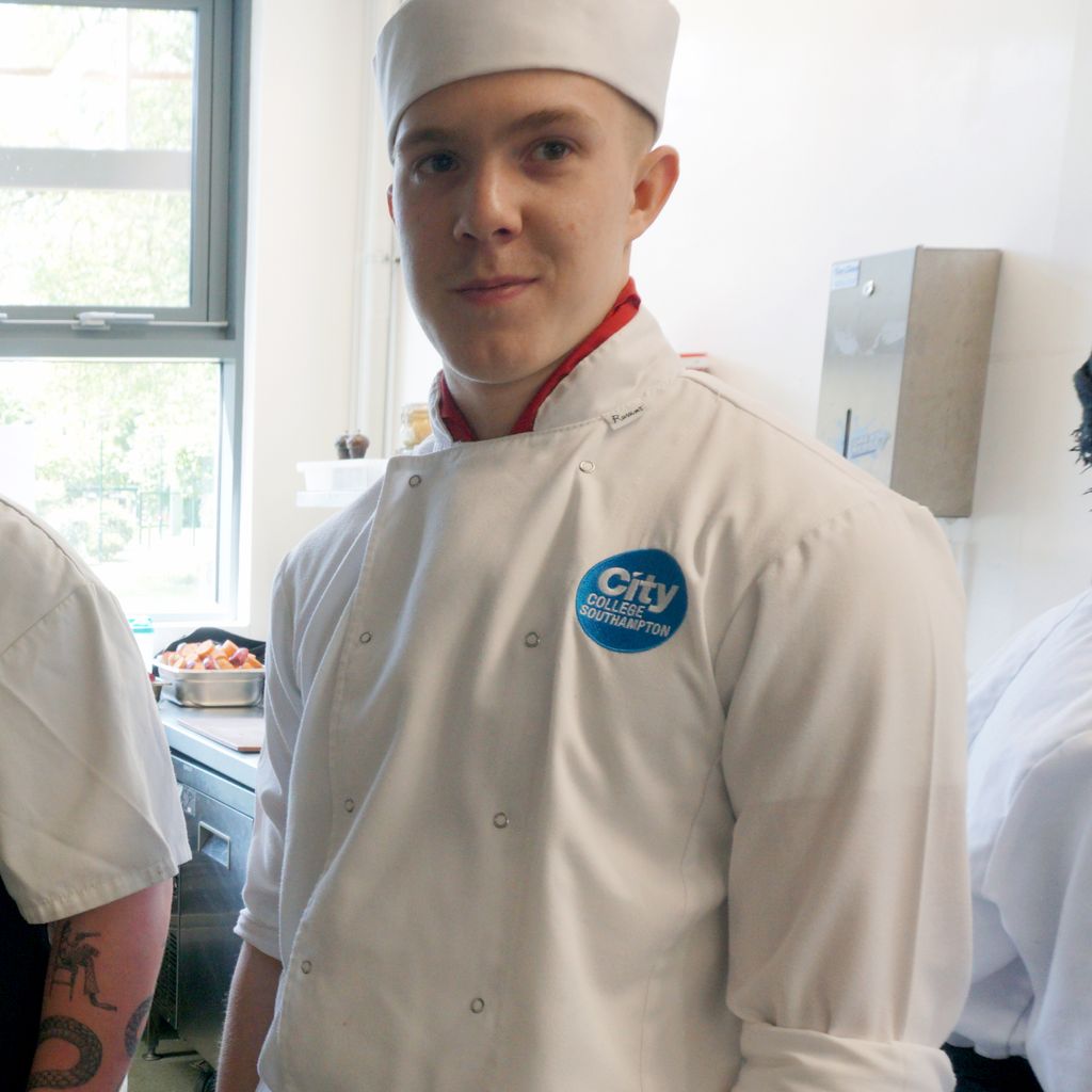 College Friends Pay Tribute To Trainee Chef Who Died In Beach Tragedy college-friends-pay-tribute-to-trainee-chef-who-died-in-beach-tragedy